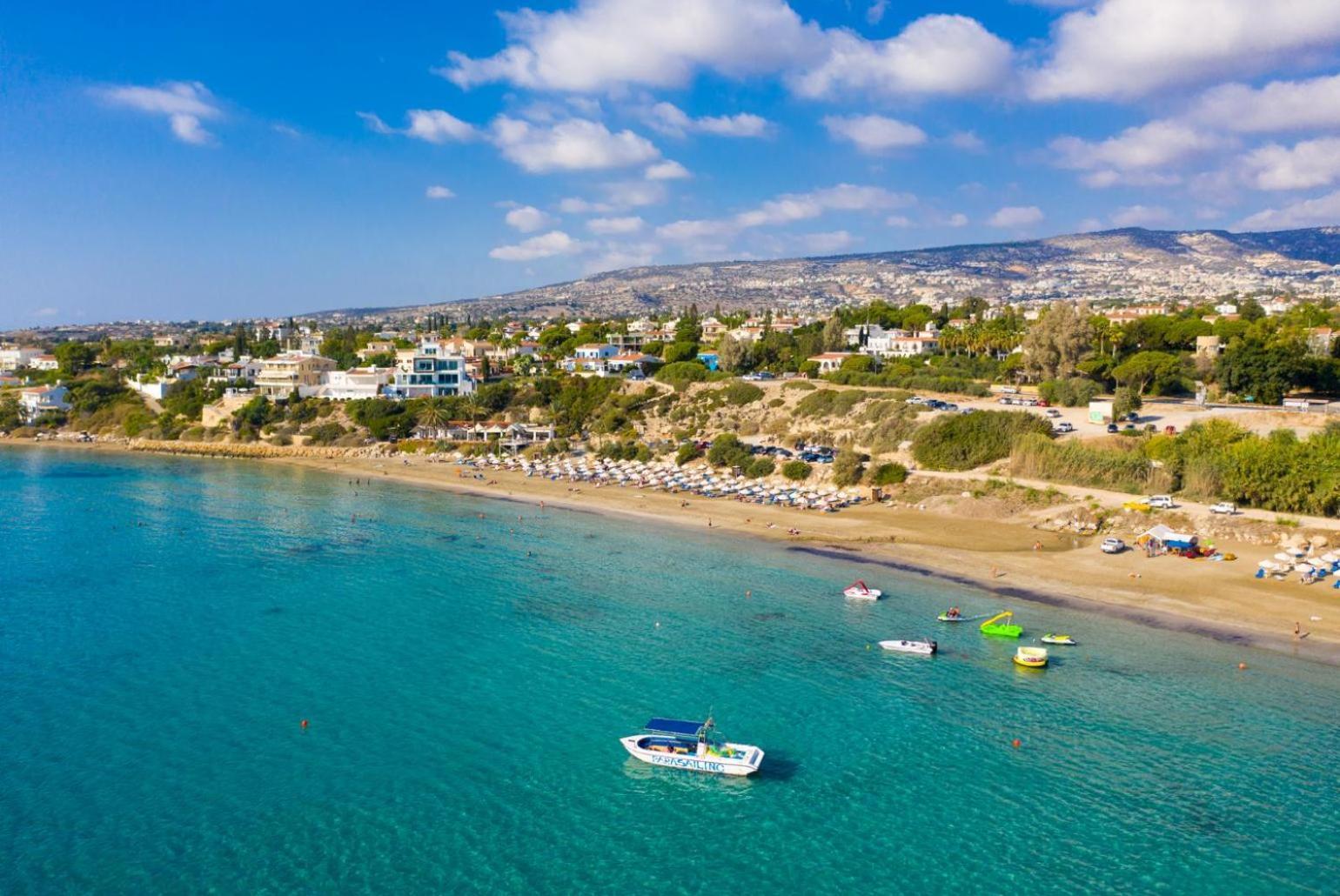 Queens Paradise 1 بييا المظهر الخارجي الصورة